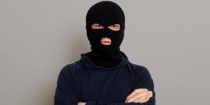 «Клиент кидался столом и&nbsp;угрожал увезти в&nbsp;лес»: работать с&nbsp;токсичным заказчиком или прервать сотрудничество?