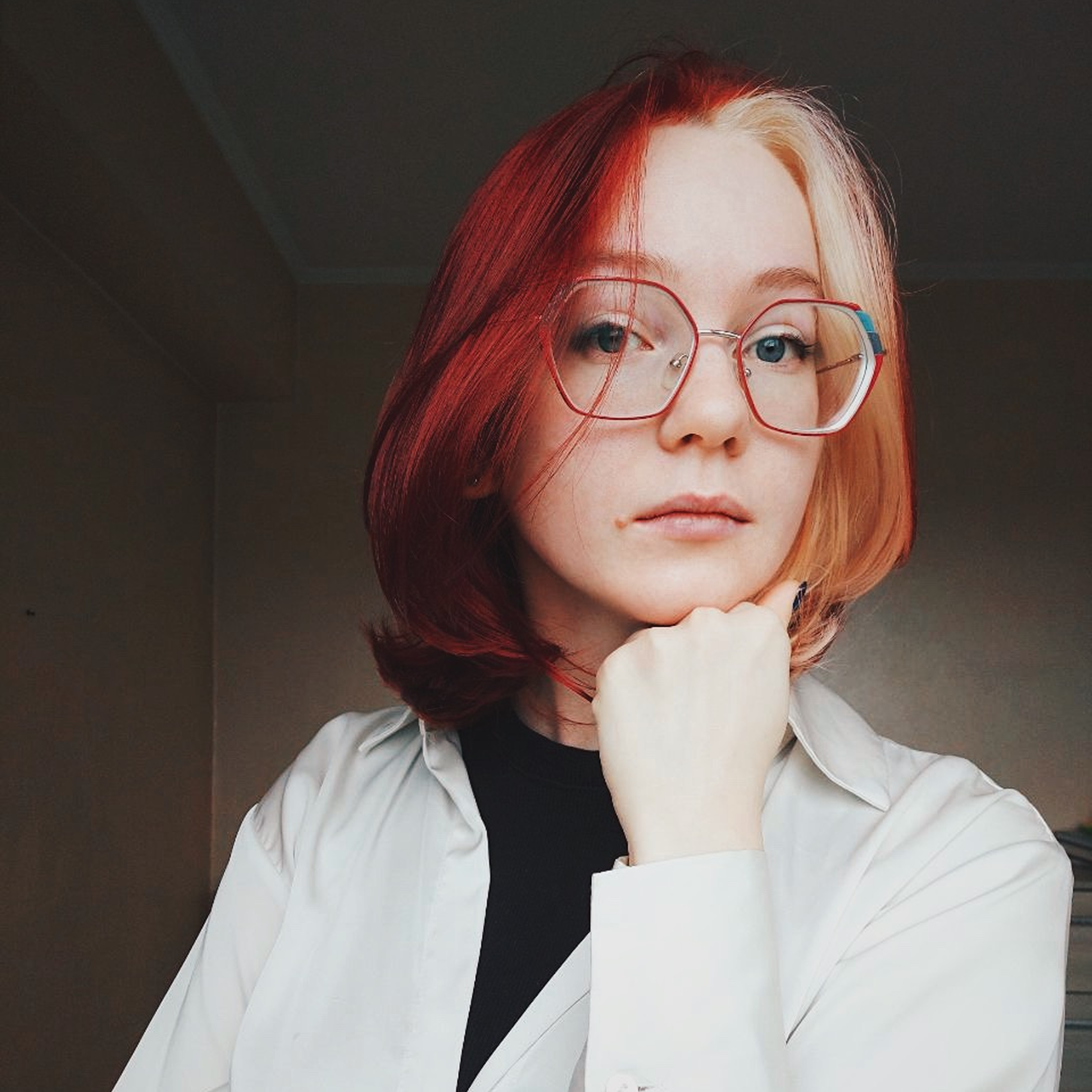 Алёна Фролова